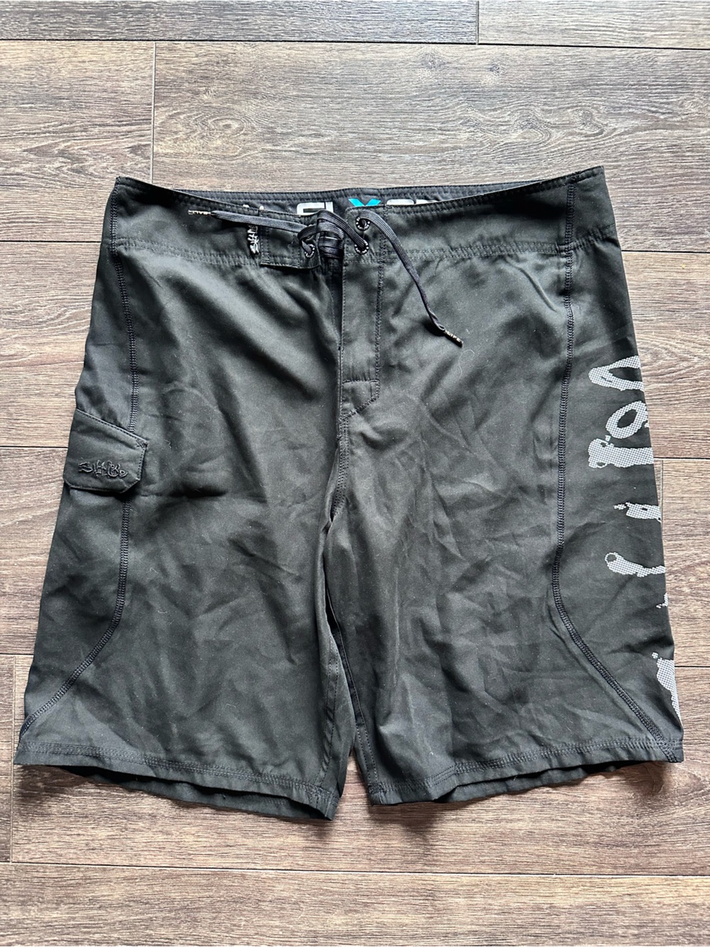 Salt Life SLX-QD Black Swim/Boardshorts Size 34
